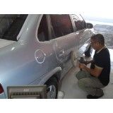 Polimento e enceramento em carros na Vila São José